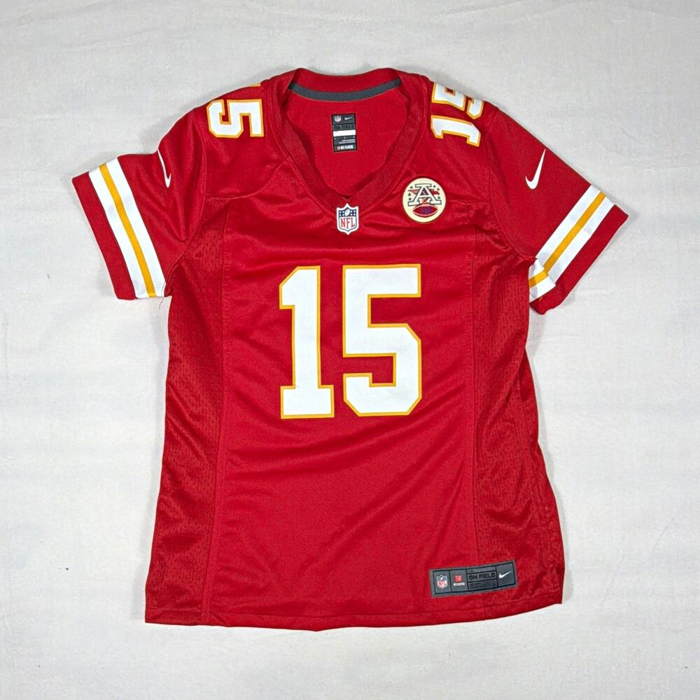 Patrick Mahomes #15 Chiefs Nike On Field Jersey Women’s L